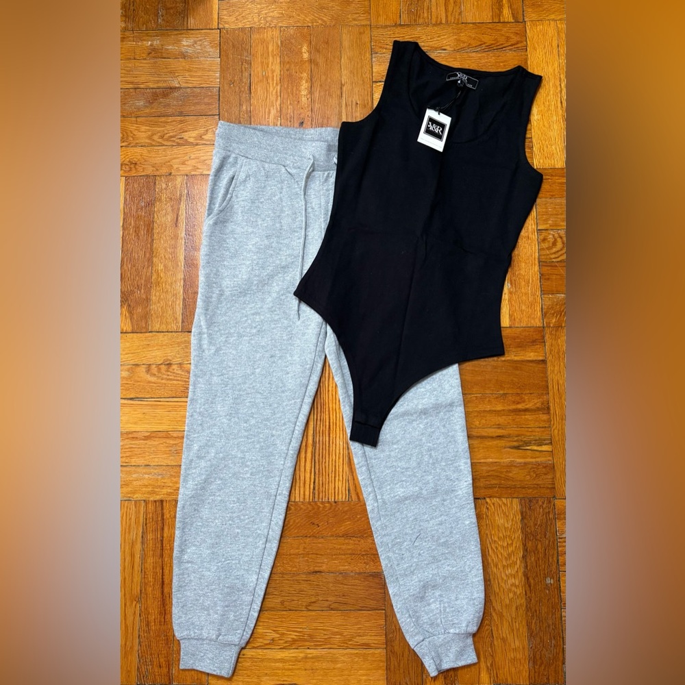 Women's Young & Reckless Black‎ Sleeveless Snap Bodysuit And Gray Joggers Bundle